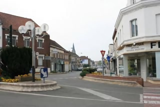 LA RUE NATIONALE A NOEUX LES MINES