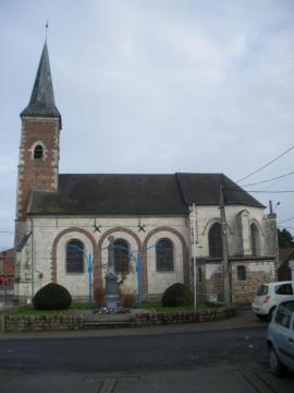 Vue de l'église de Verquigneul.