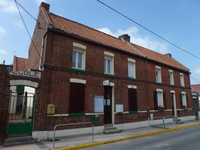 Ecquedecques (Pas-de-Calais, Fr) mairie - école