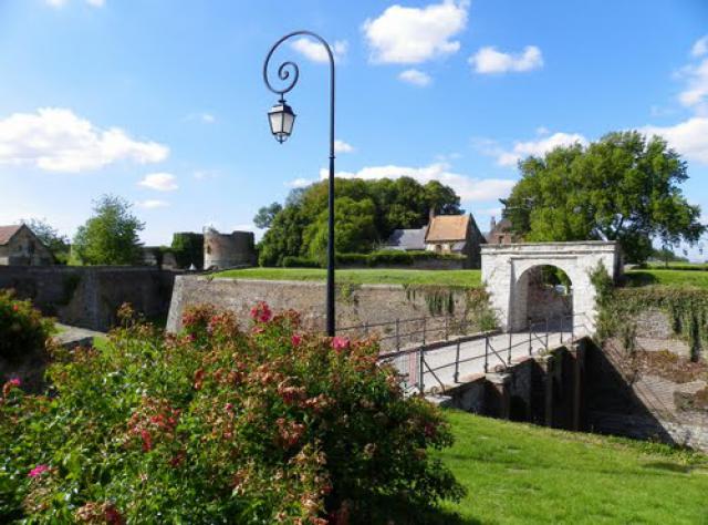 Montreuil sur Mer - Entrée de la citadelle