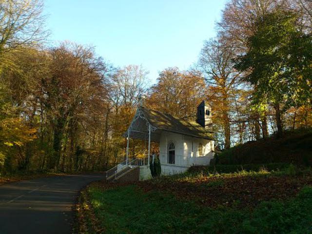 Chapelle N.D de Lourdes à Embry