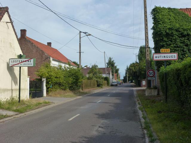 Autingues (Pas-de-Calais) city limit sign