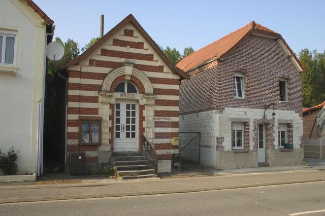 La Mairie de Berles-Monchel avant restauration