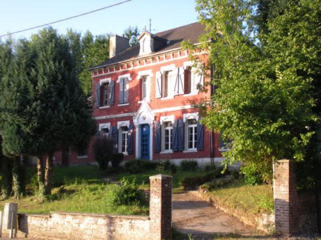 The Old School House, Lespinoy