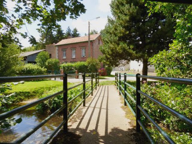 Mencas - Bellefontaine -Passerelle sur la Lys