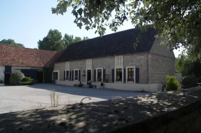 typical french farmhouse-Hervelinghen
