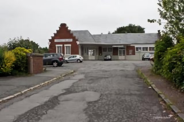 LA GARE DE LA BASSEE VIOLAINES