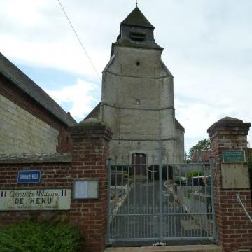 Henu.- l' église