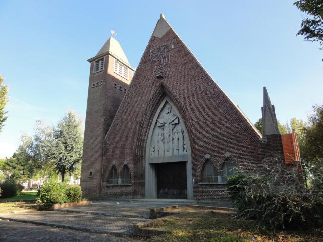 Église Sainte-Barbe des cités de la Fosse n° 1 de la Compagnie des mines de Drocourt, Drocourt, Pas-de-Calais, Nord-Pas-de-Calais, France.