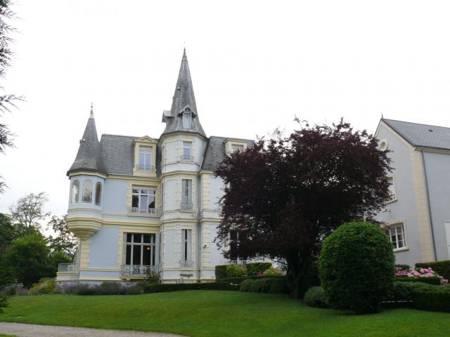 La maison diocésaine Les Tourelles de Condette (Pas-de-Calais, France).