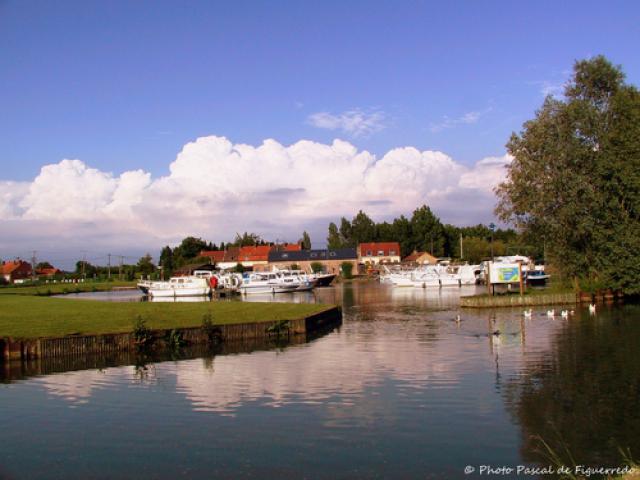 © dFP - Port de plaisance de Saint Venant