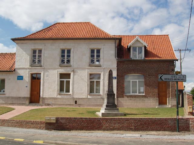 Commune française de Tilloy-lès-Hermaville dans le département du Pas-de-Calais en France - Mairie