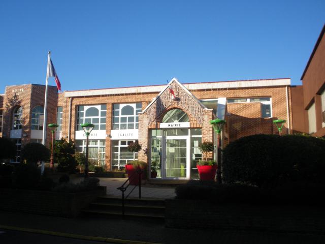 Vue de la mairie d'Annezin.