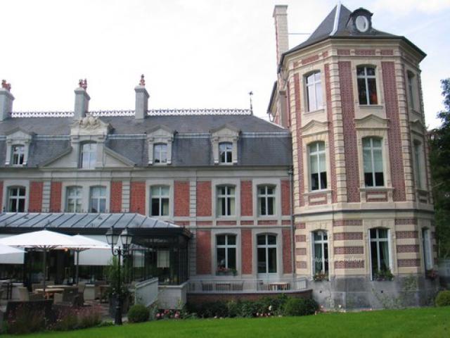 Busnes le chateau