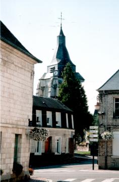 L'église d'Avesnes le comte