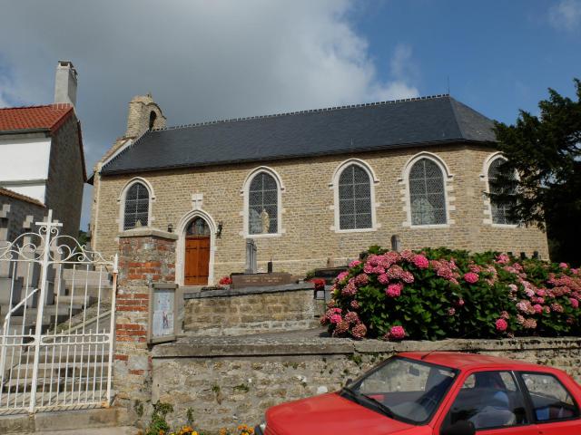 Vue de l'église Saint-Martin d'Echinghen.