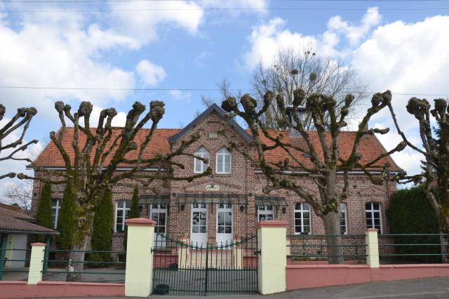 La mairie-école de Lebiez