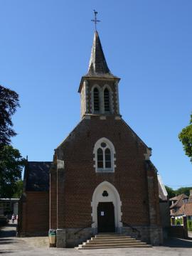 L'église Saint-Maurice de Courset (Pas-de-Calais, France).