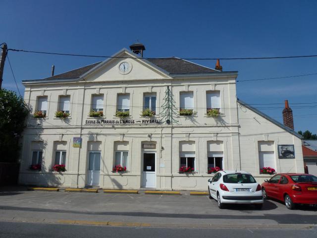 Sainte-Marie-Kerque (Pas-de-Calais) école