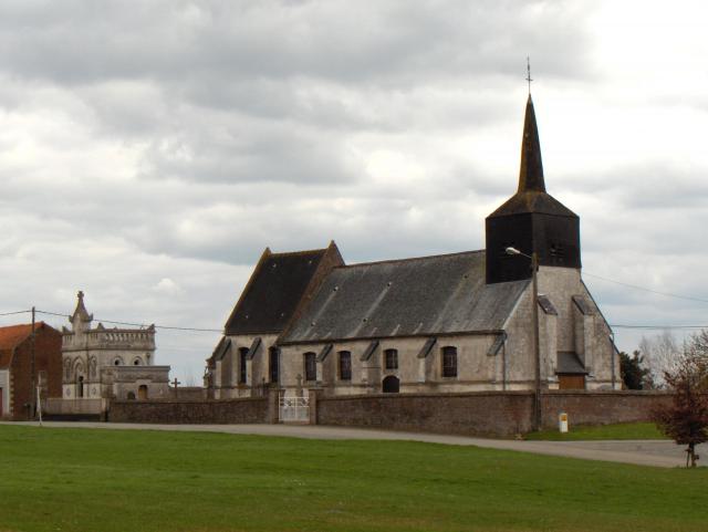Clarques (France, dépt. Pas-de-Calais), église Saint-Martin du XVIIe siècle, agrandie en 1853.