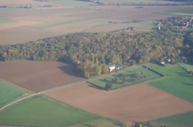Le chateau de Villers au Bois