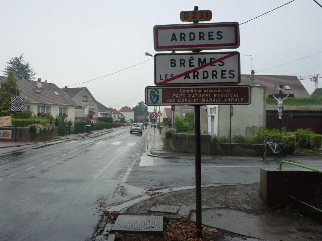 Ardres (Pas-de-Calais) city limit sign