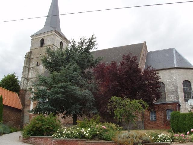 Commune française de Penin dans le département du Pas-de-Calais en France - Église (vue d'ensemble)