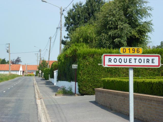 Roquetoire (Pas-de-Calais, Fr) city limit sign