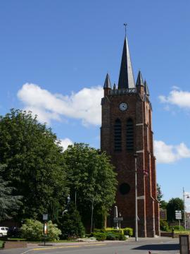 L'église Saint-Vaast de Fouquières-lès-Lens (Pas-de-Calais, France).