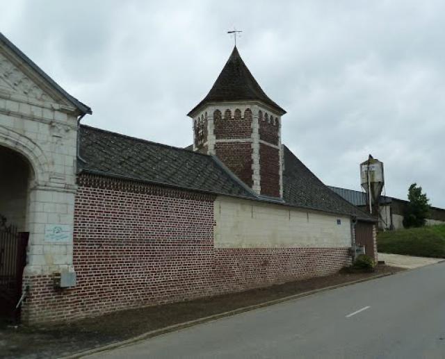 Saint-Amand.- Pigeonnier