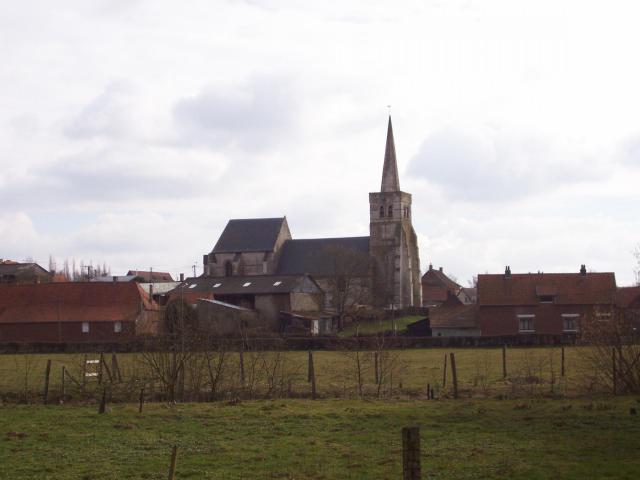 Église de Wavrans-sur-l'Aa et prairie humide, Pas-de-Calais, France