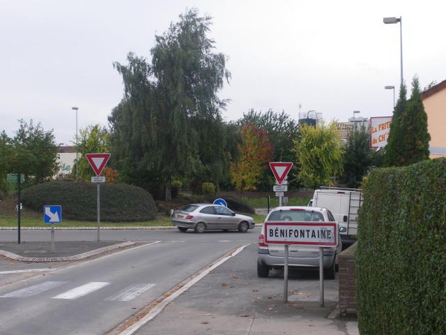 Panneau d'entrée de Bénifontaine depuis Wingles.