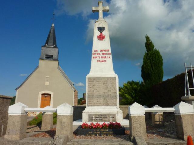 Vieil-Moutier, son monument aux morts