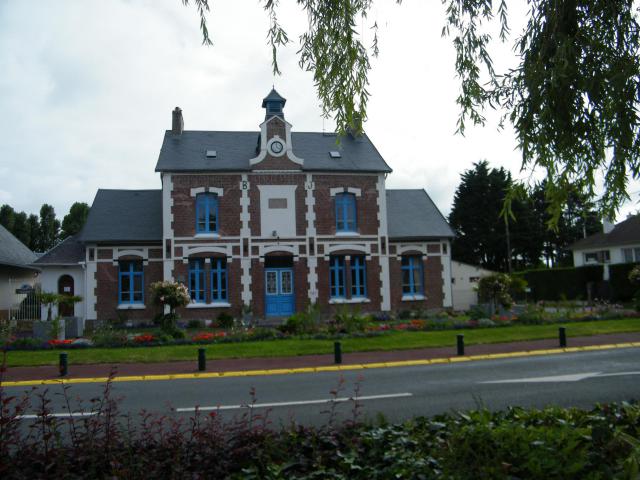 Mairie-école de 1904, Groffliers, Pas-de-Calais, France (3)