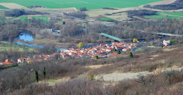 Dallet : vue générale depuis le Puy de Mur (Puy-de-Dôme, France).