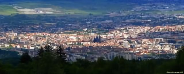 Clermont-Ferrrand depuis la croix de Ternant