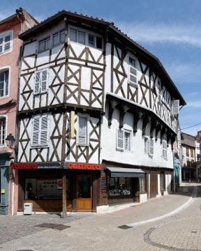 Maison du XVe siècle, place des Minimes à Ambert, Puy-de-Dôme.