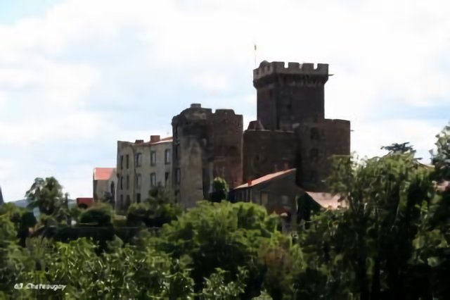 63 Châteaugay - Château