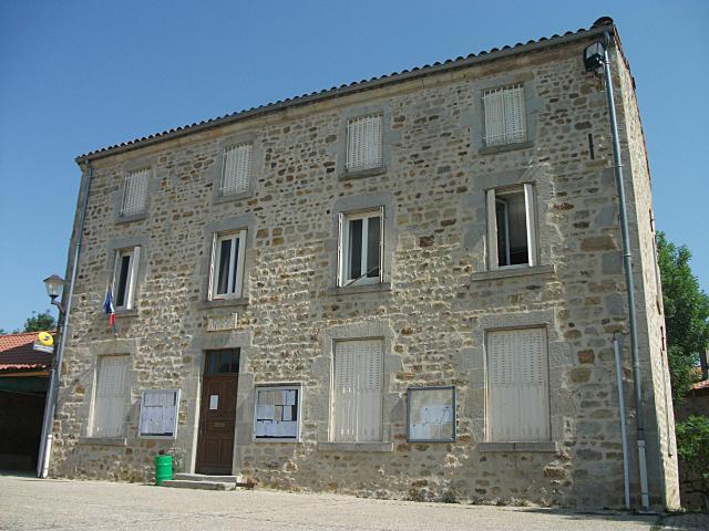 Mairie d'Égliseneuve-près-Billom, Puy-de-Dôme, Auvergne-Rhône-Alpes, France. [14718]