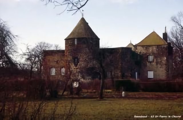 63 Saint-Pierre-le-Chastel - Château Bonnabaud