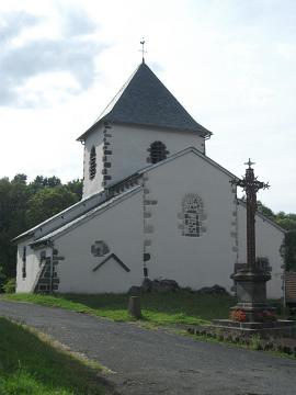 Église à Mazayes-Basses, Mazaye (Puy-de-Dôme, Auvergne-Rhône-Alpes, France). [16531]