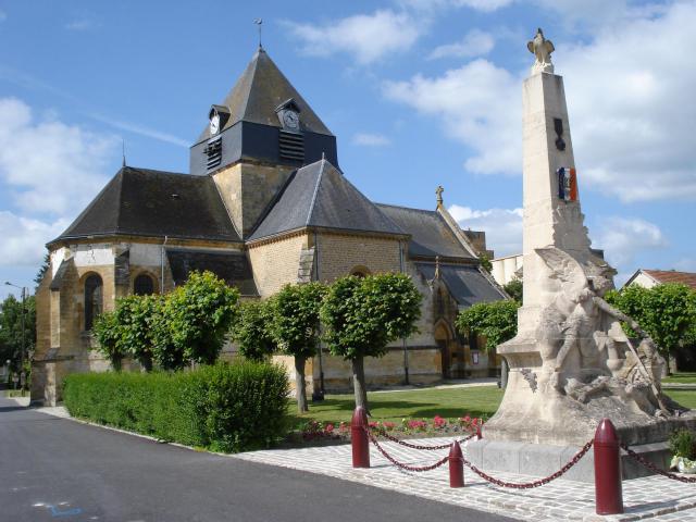 Church and war memorial at Juniville (Ardennes, Fr).