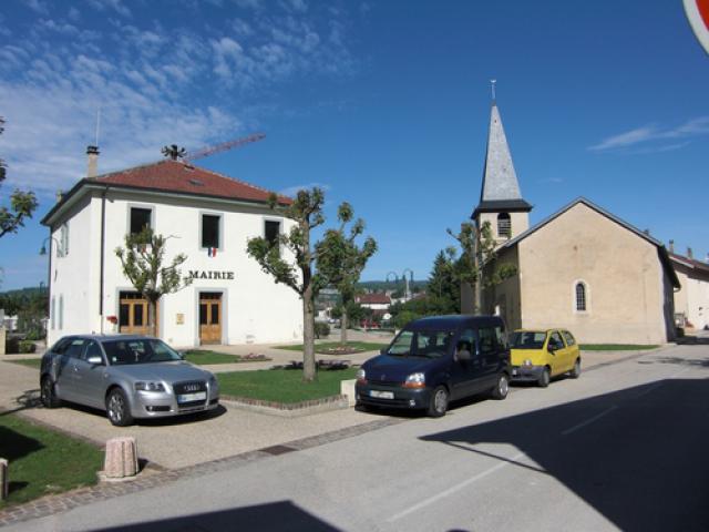 Centre village de Port sur le lac de Nantua