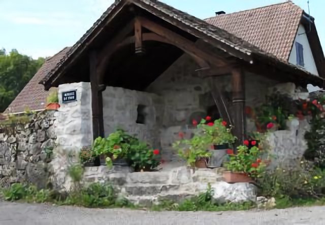 Ceyzérieu : Lieu-dit Grammont ( le vieux Four à Pain ) .