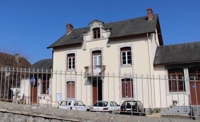 Mairie de Ségus (Hautes-Pyrénées)