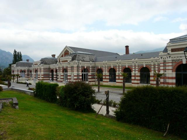 Les thermes d'Argelès-Gazost (Hautes-Pyrénées, France).