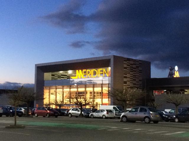 Centre commercial Méridien (Tarbes, Hautes-Pyrénées, France)