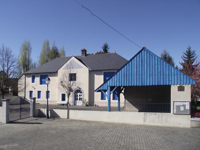 Groupe scolaire d'Adé (Hautes-Pyrénées, France)