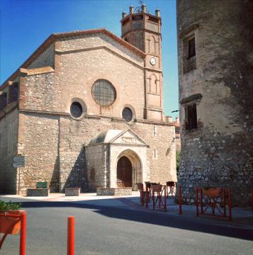 Eglise de Saint Hippolyte dans les Pyrénées Orientales