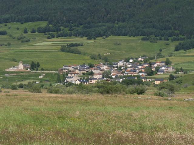 Réal (vue de l'ouest), Pyrénées-Orientales, France